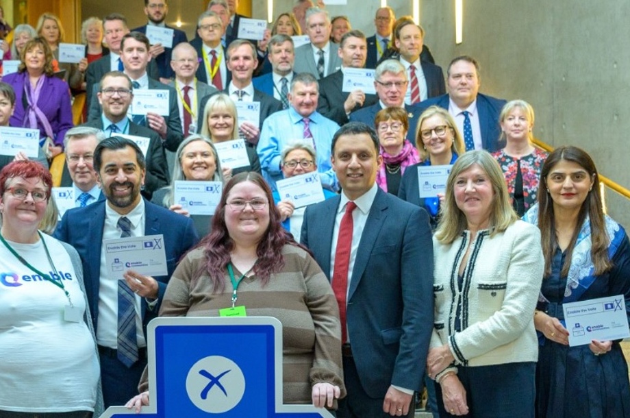 Thumbnail Etv Pic (1)